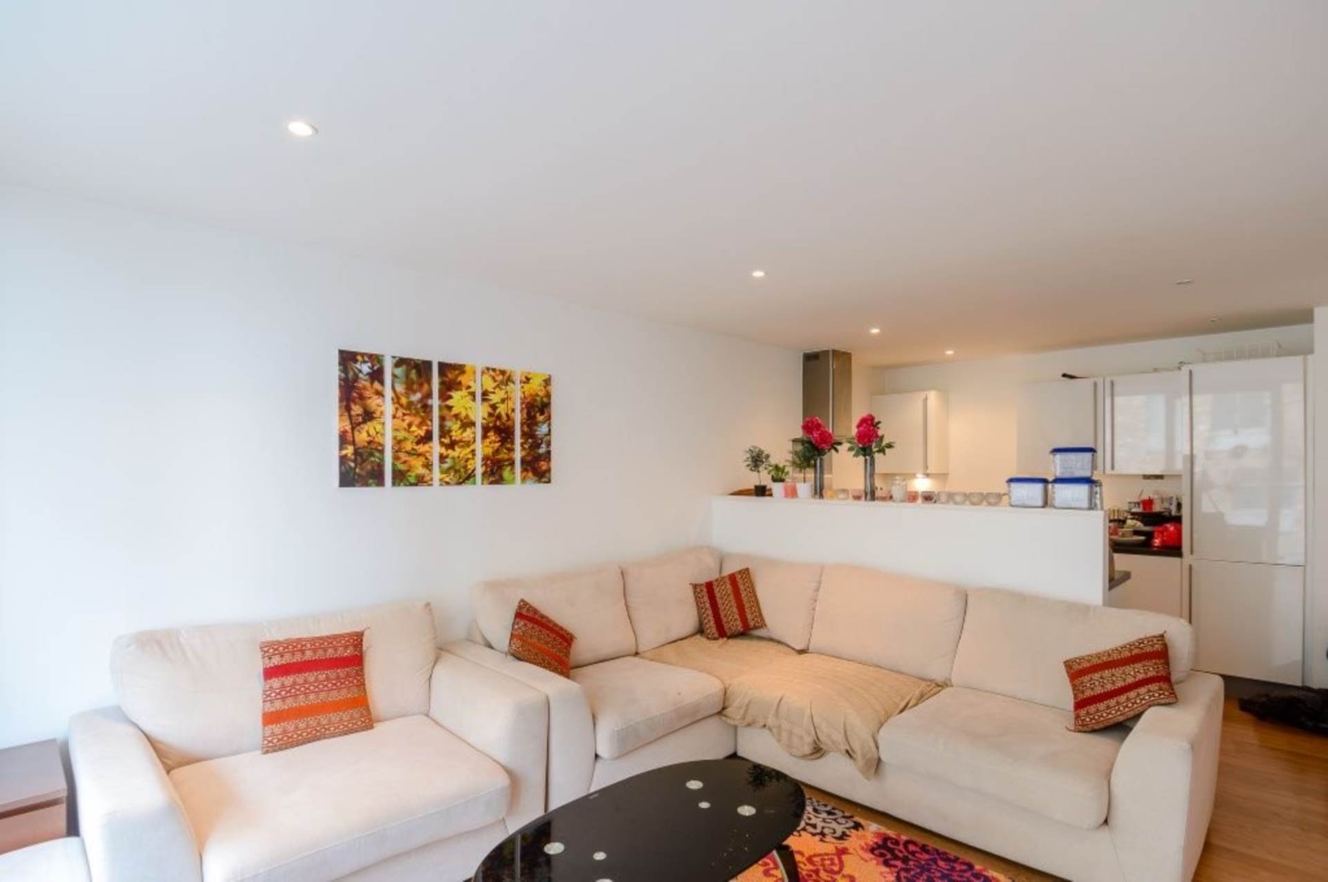 Additional Property Image 2 bedroom Flat to rent in London 3