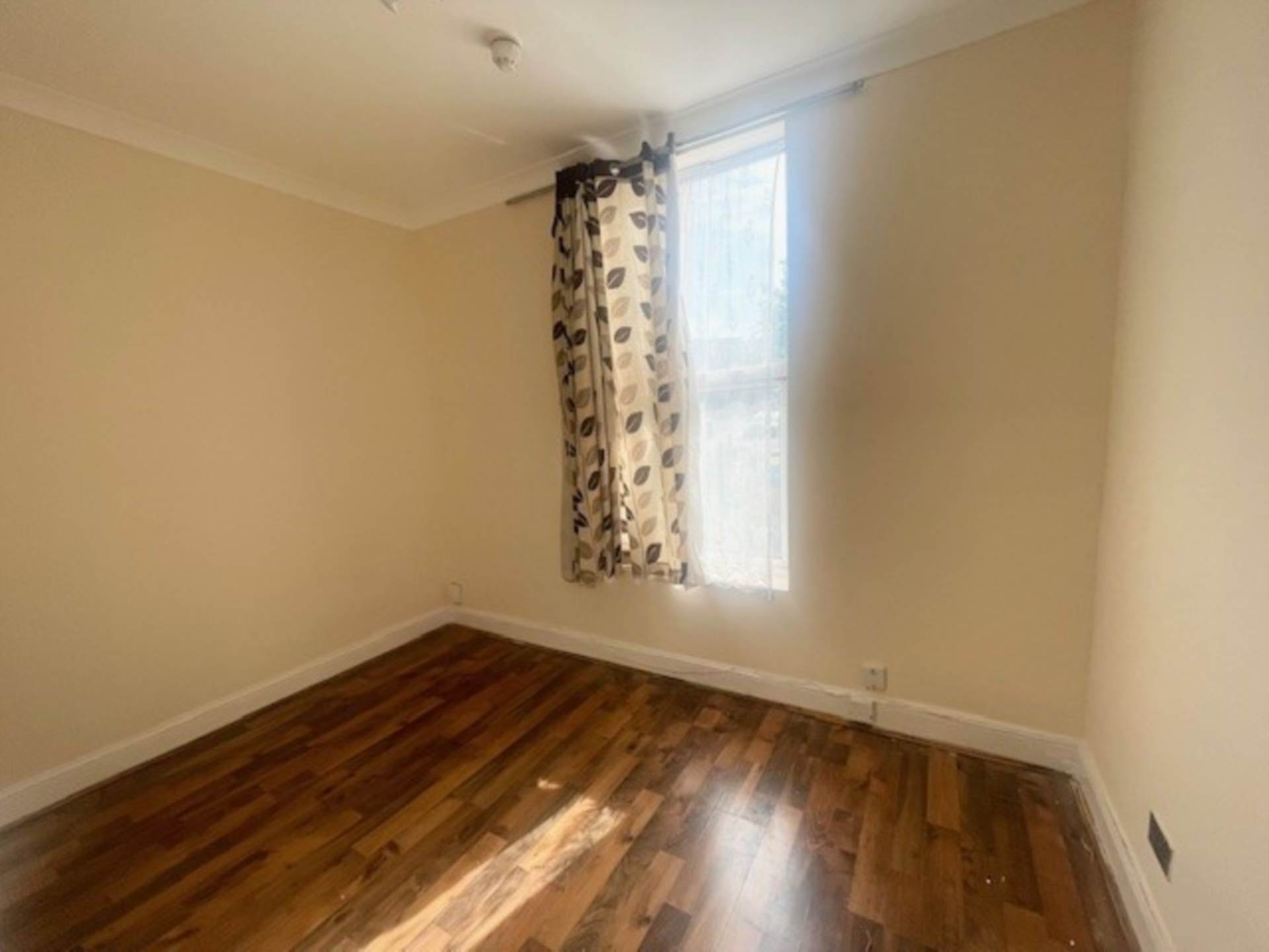 Additional Property Image 0 bedroom Semi Detached to rent in Ilford 3