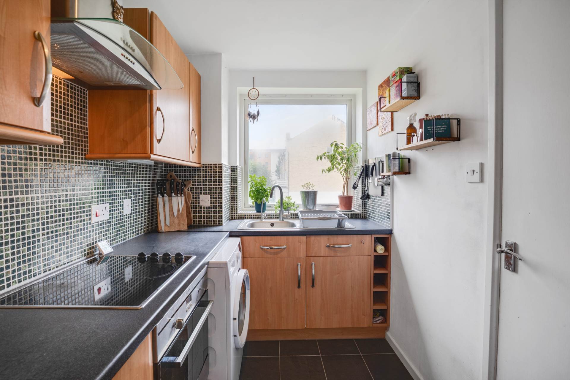 Additional Property Image 1 bedroom Flat for sale in London 3