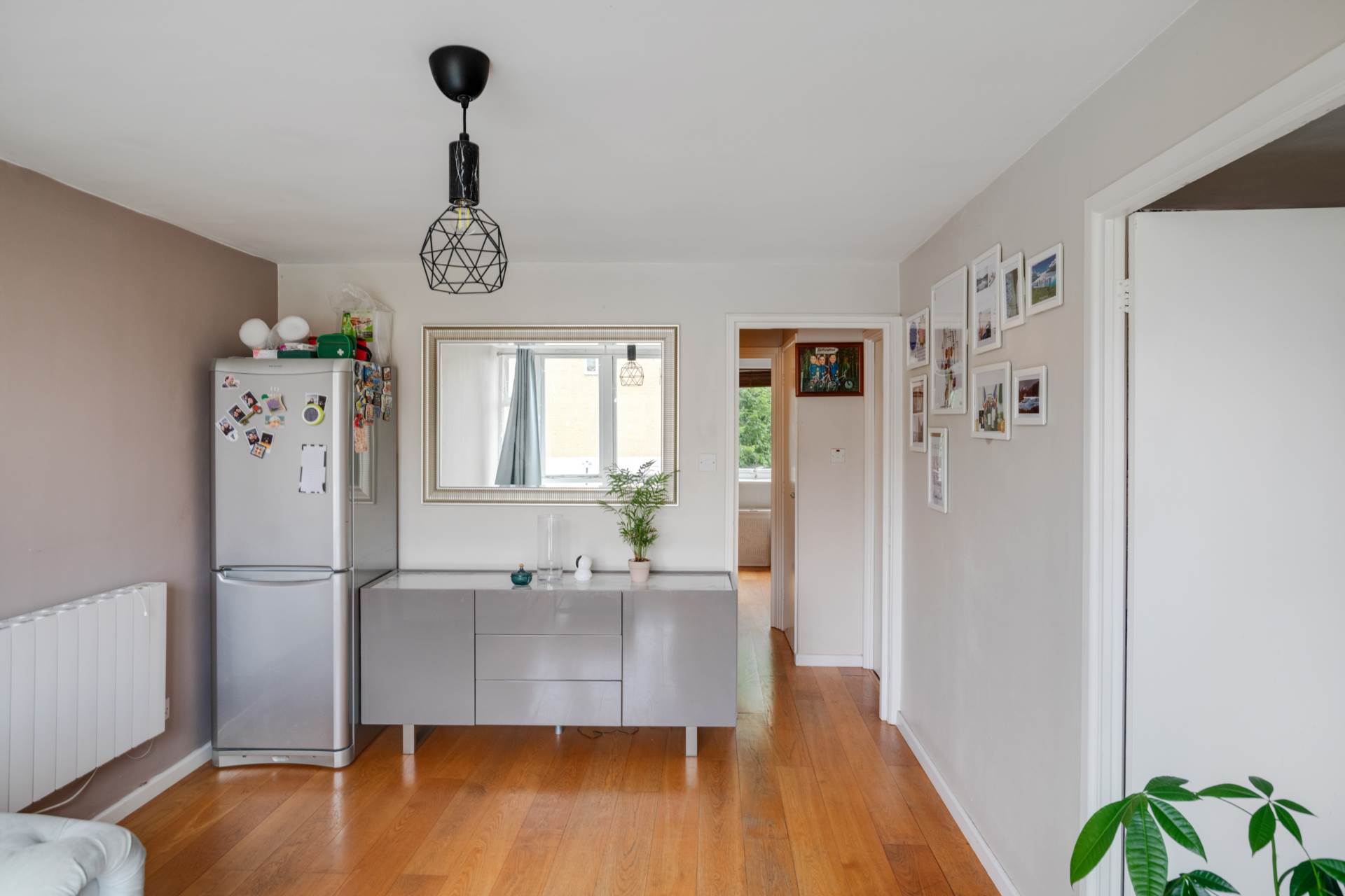 Additional Property Image 1 bedroom Flat for sale in London 6