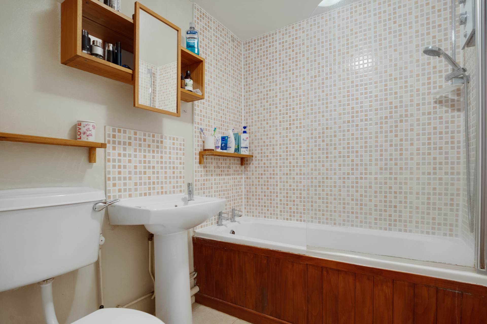 Additional Property Image 1 bedroom Flat for sale in London 12