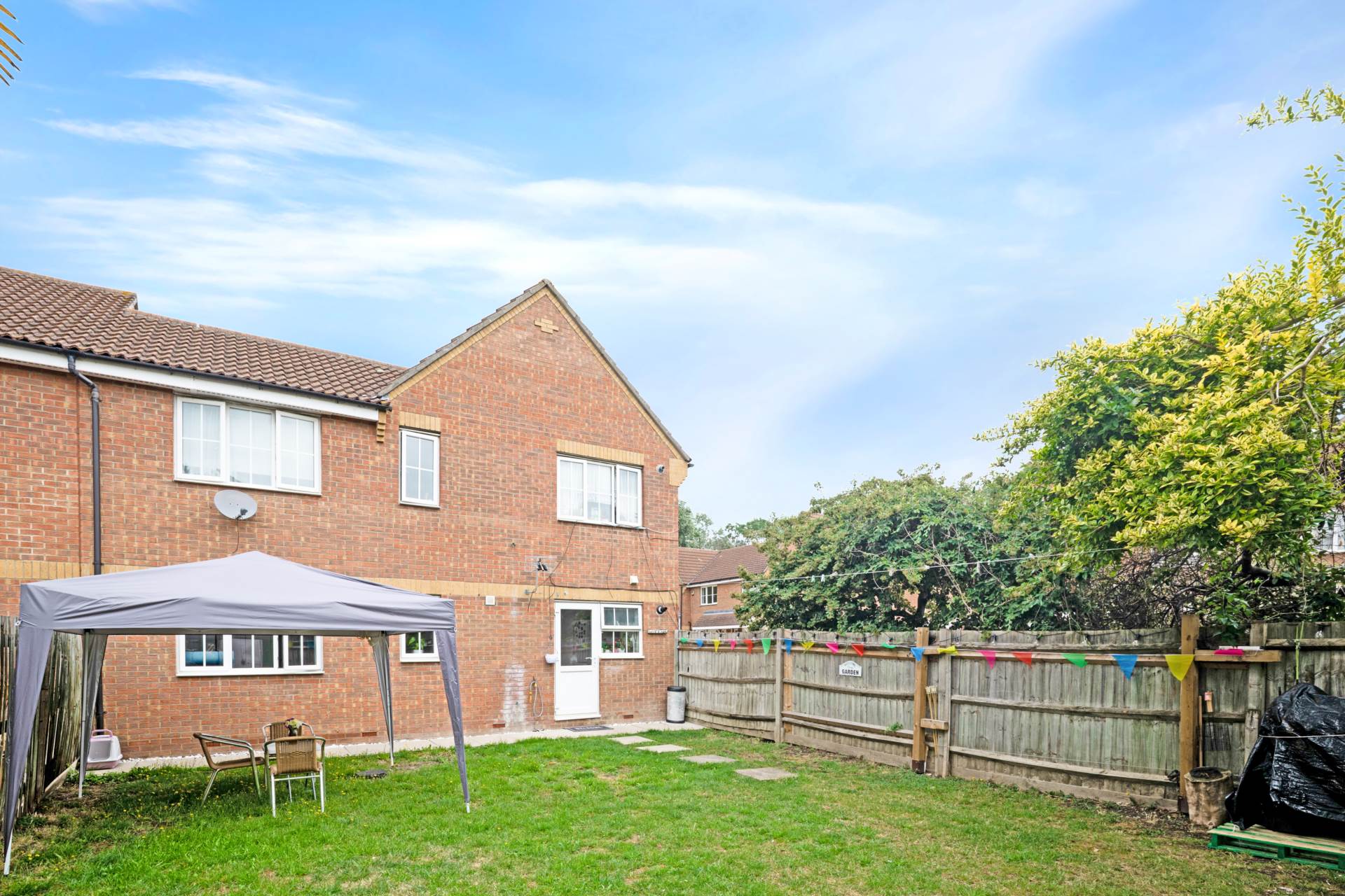 Additional Property Image 1 bedroom Flat for sale in London 12