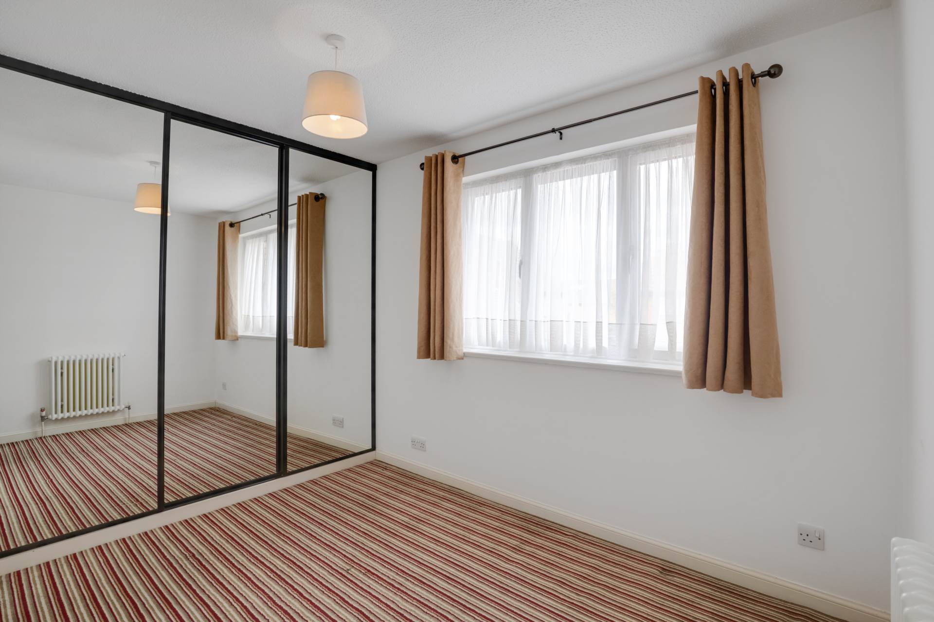 Additional Property Image 2 bedroom Terraced for sale in London 9