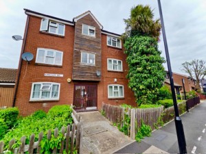 1 bedroom Flat for sale in London