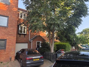4 bedroom Terraced to rent in London