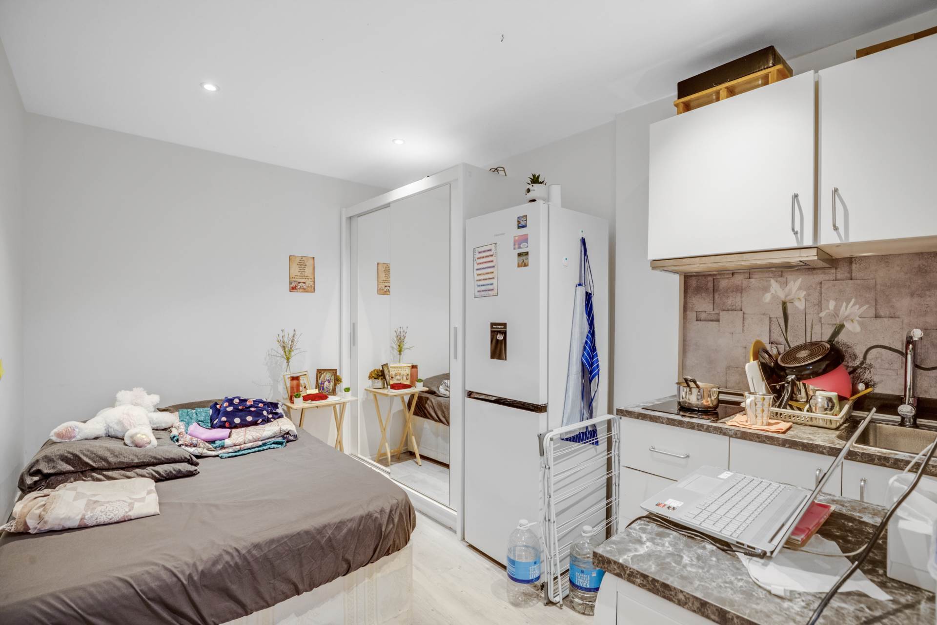 Additional Property Image 3 bedroom Semi Detached for sale in London 10
