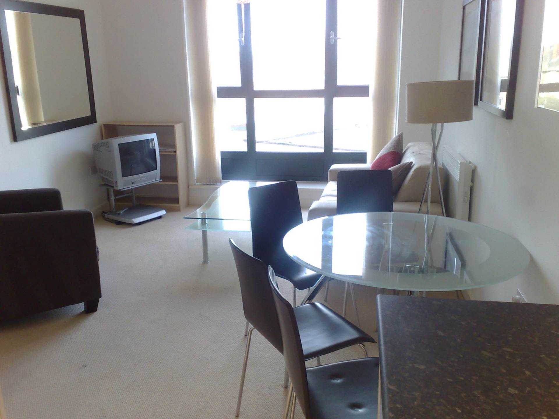 Additional Property Image 1 bedroom Semi Detached to rent in London 9