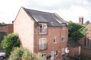 2 bedroom Apartment to rent in Chester
