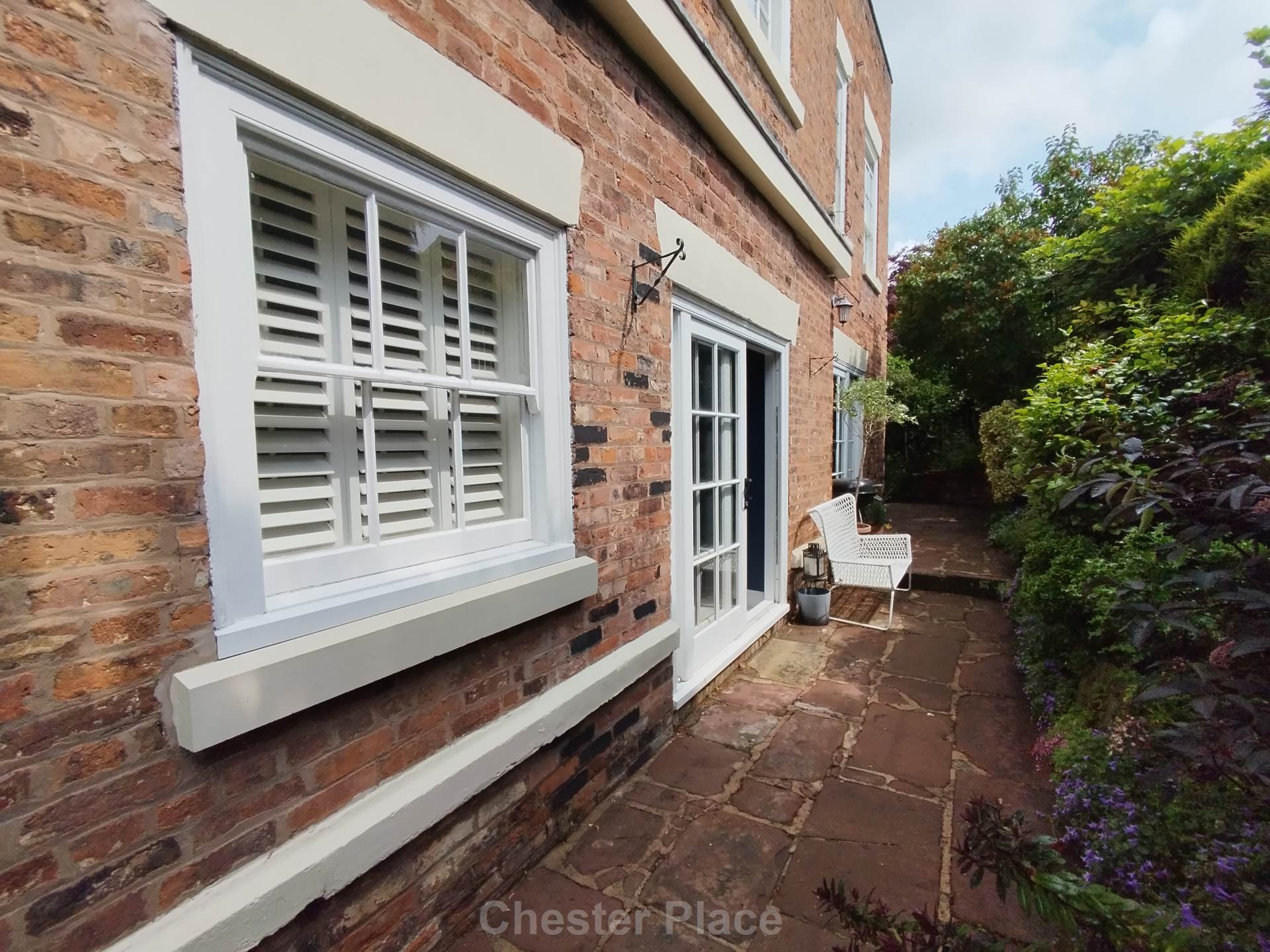 Additional Property Image 2 bedroom Apartment to rent in Chester 11