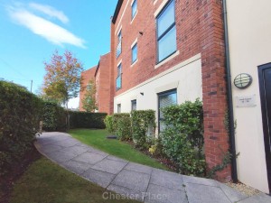 2 bedroom Flat to rent in Chester