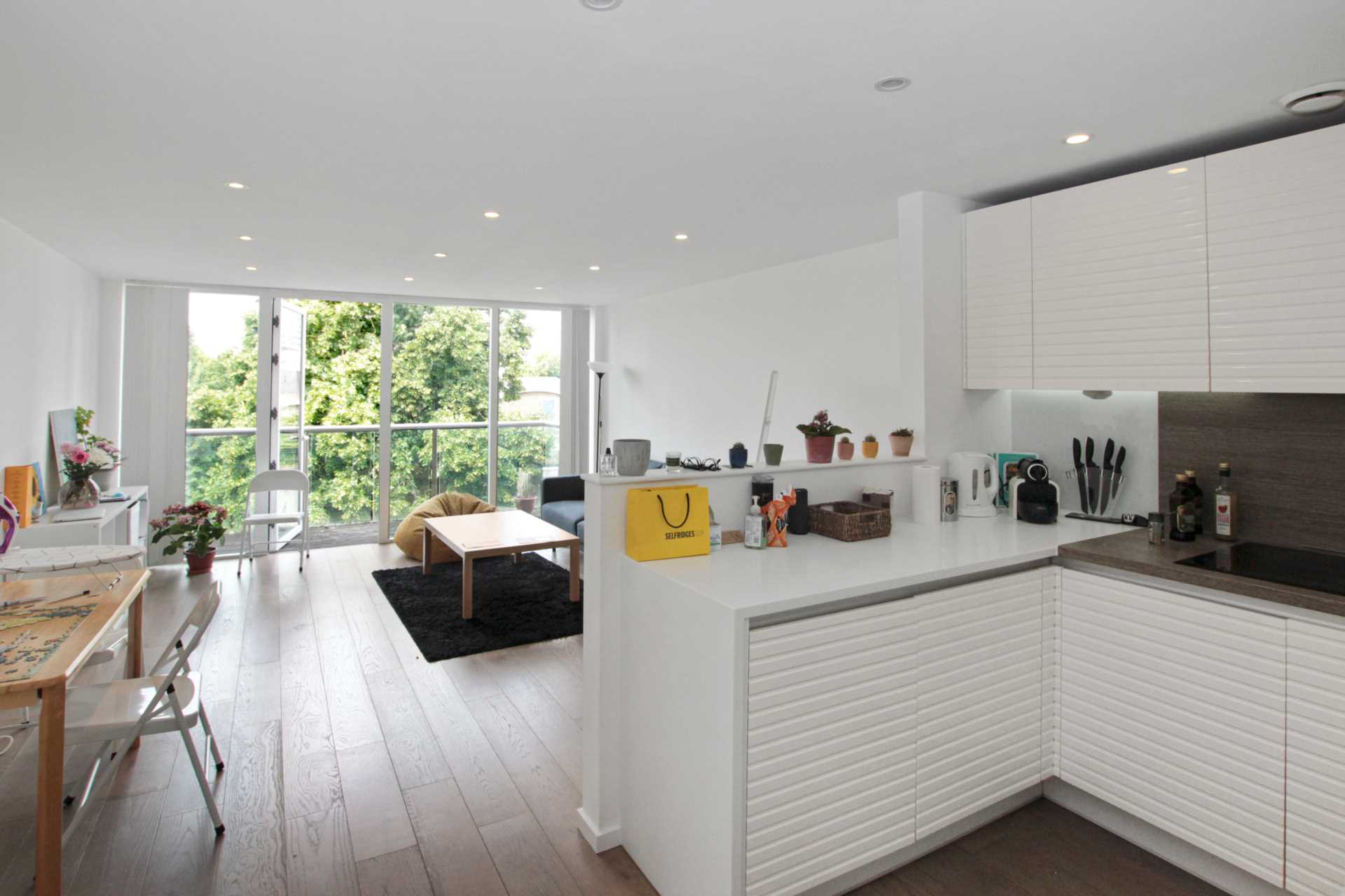 Additional Property Image 2 bedroom Apartment for sale in London 6