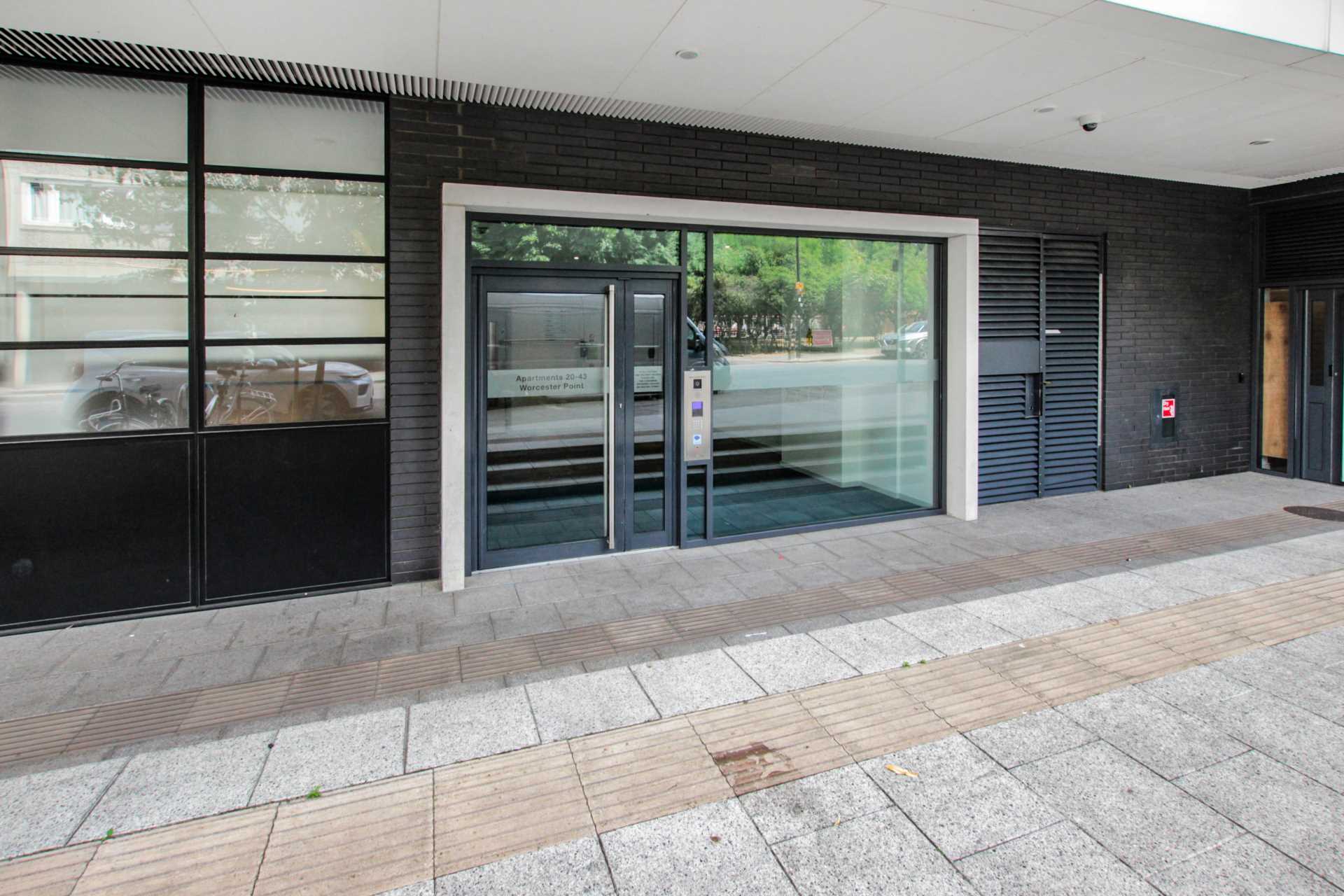 Additional Property Image 2 bedroom Apartment for sale in London 12