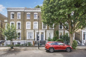 1 bedroom Apartment for sale in London