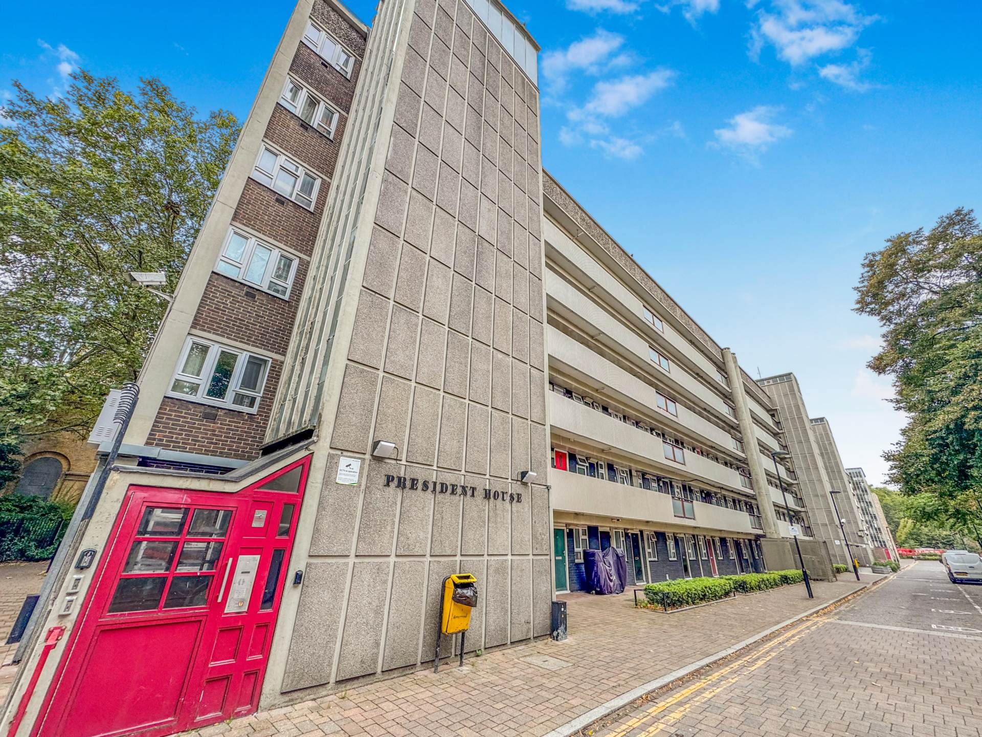 Additional Property Image 1 bedroom Apartment to rent in London 13