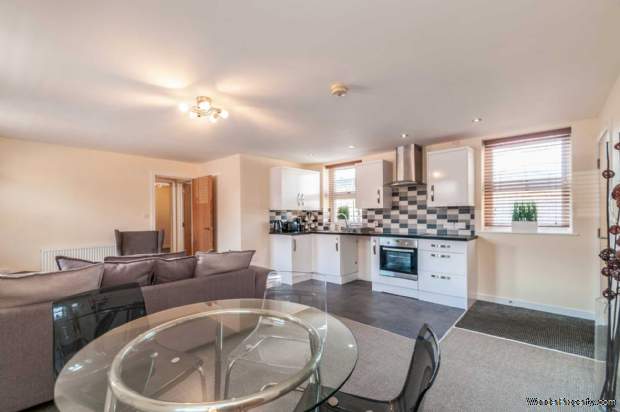 Additional Property Image 2 bedroom Apartment to rent in Leeds 8