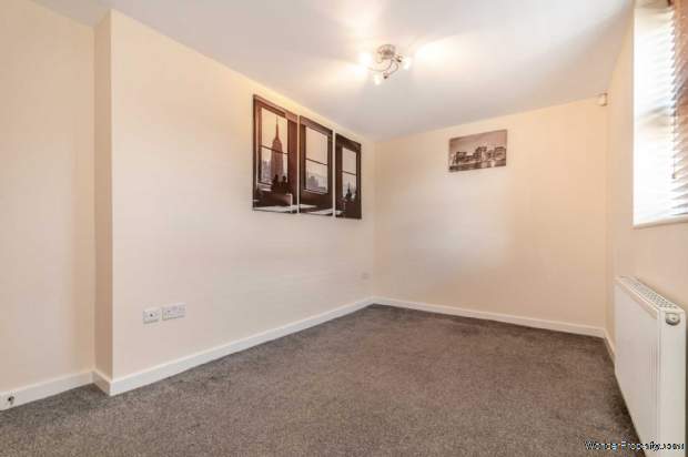 Additional Property Image 2 bedroom Apartment to rent in Leeds 15