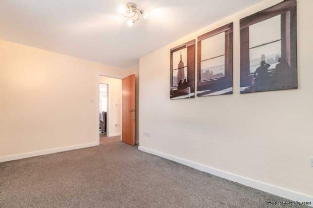 Additional Property Image 2 bedroom Apartment to rent in Leeds 17