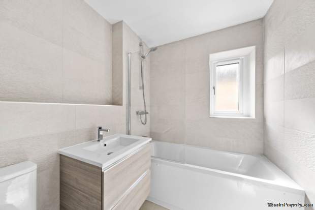 Additional Property Image 4 bedroom Semi Detached for sale in Bradford 4