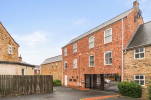 1 bedroom Apartment for sale in Leeds