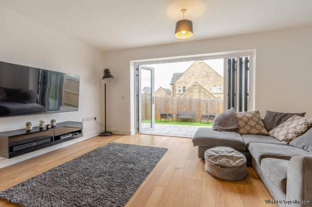 Additional Property Image 3 bedroom Semi Detached for sale in Leeds 6