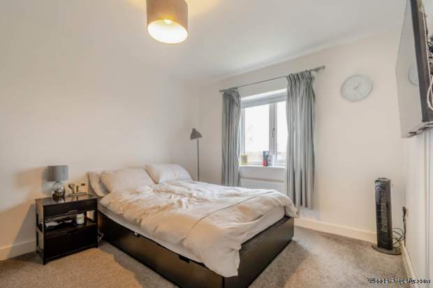 Additional Property Image 3 bedroom Semi Detached for sale in Leeds 9