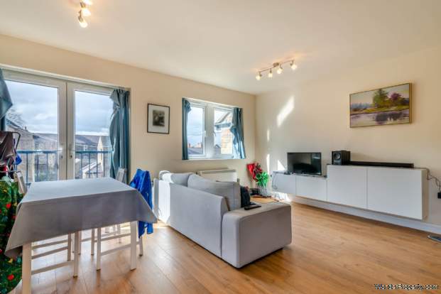 Additional Property Image 2 bedroom Apartment for sale in Leeds 2