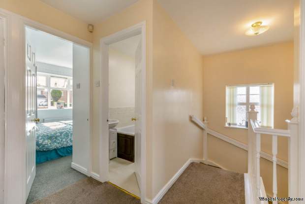 Additional Property Image 4 bedroom Detached for sale in Leeds 10
