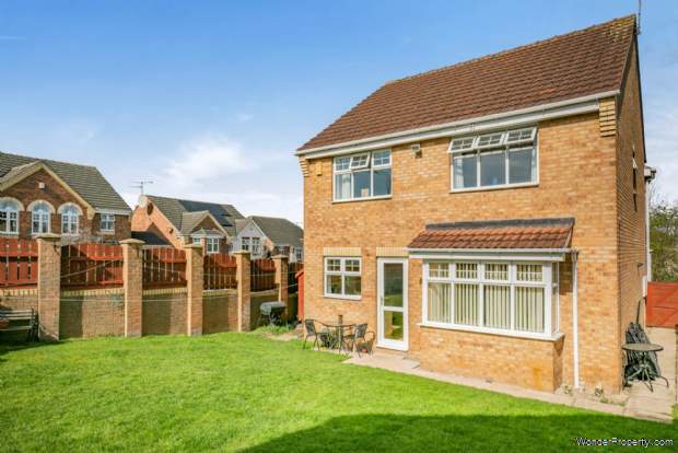 Additional Property Image 4 bedroom Detached for sale in Leeds 9