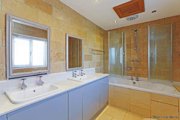 Additional Property Image 4 bedroom Semi Detached for sale in Batley 8