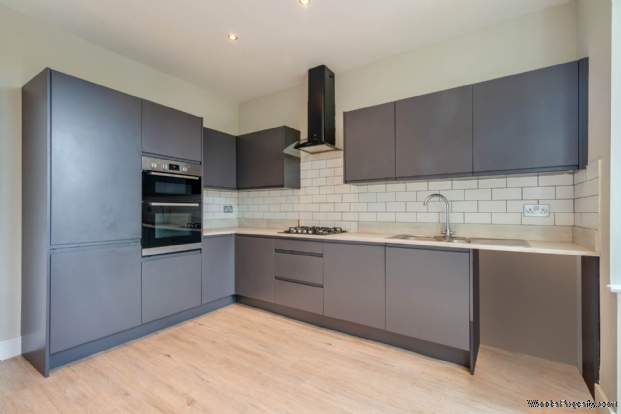 Additional Property Image 2 bedroom Terraced for sale in Leeds 3