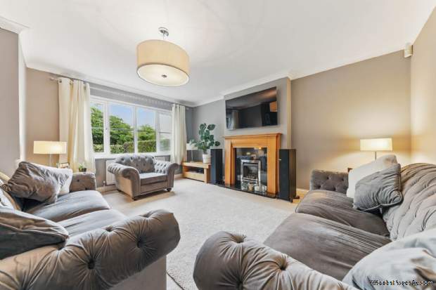 Additional Property Image 4 bedroom Detached for sale in Leeds 6