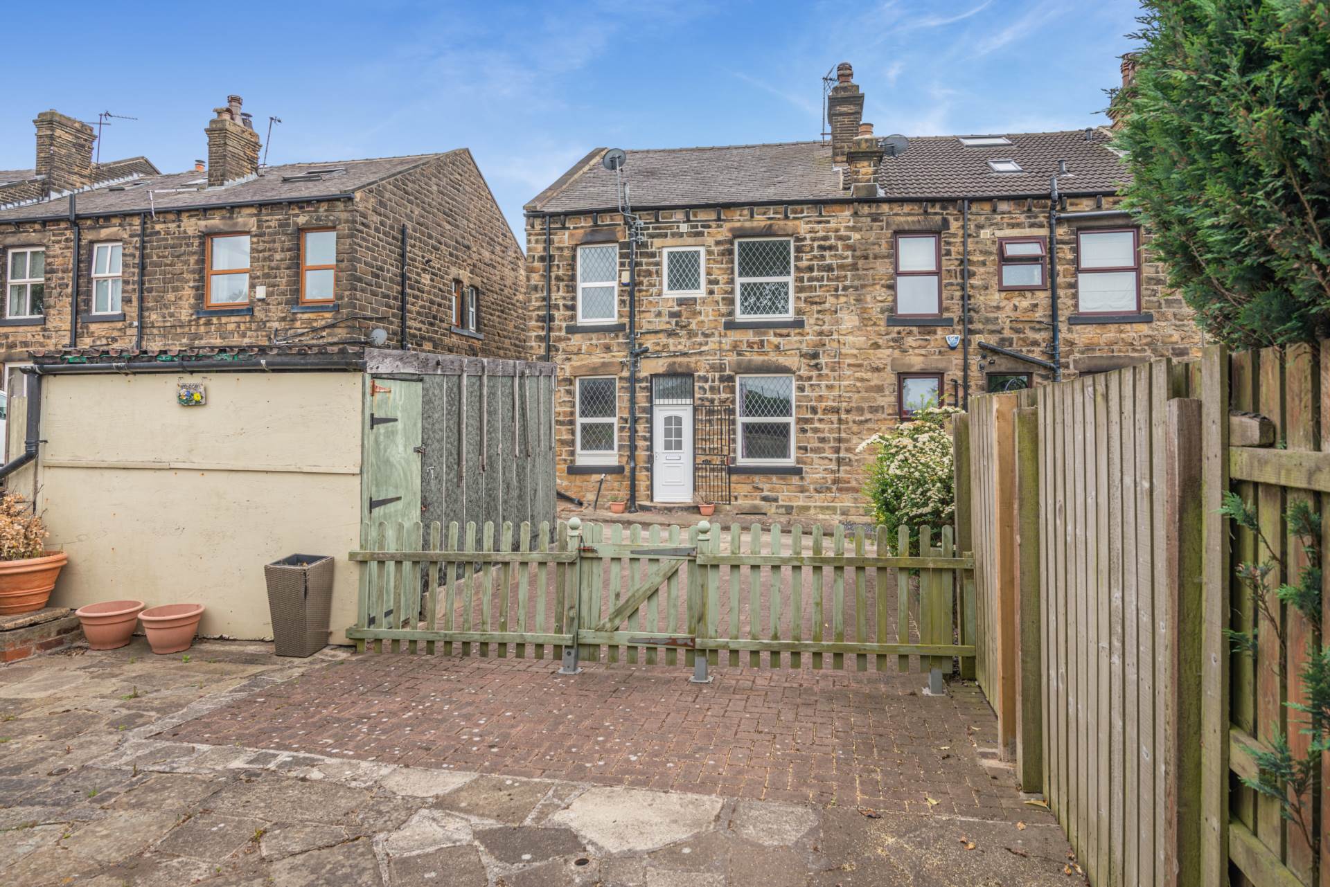 Additional Property Image 2 bedroom End of Terrace for sale in Leeds 12