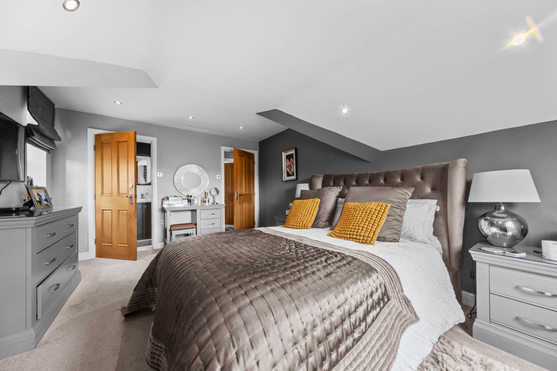 Additional Property Image 4 bedroom Detached for sale in Wakefield 14
