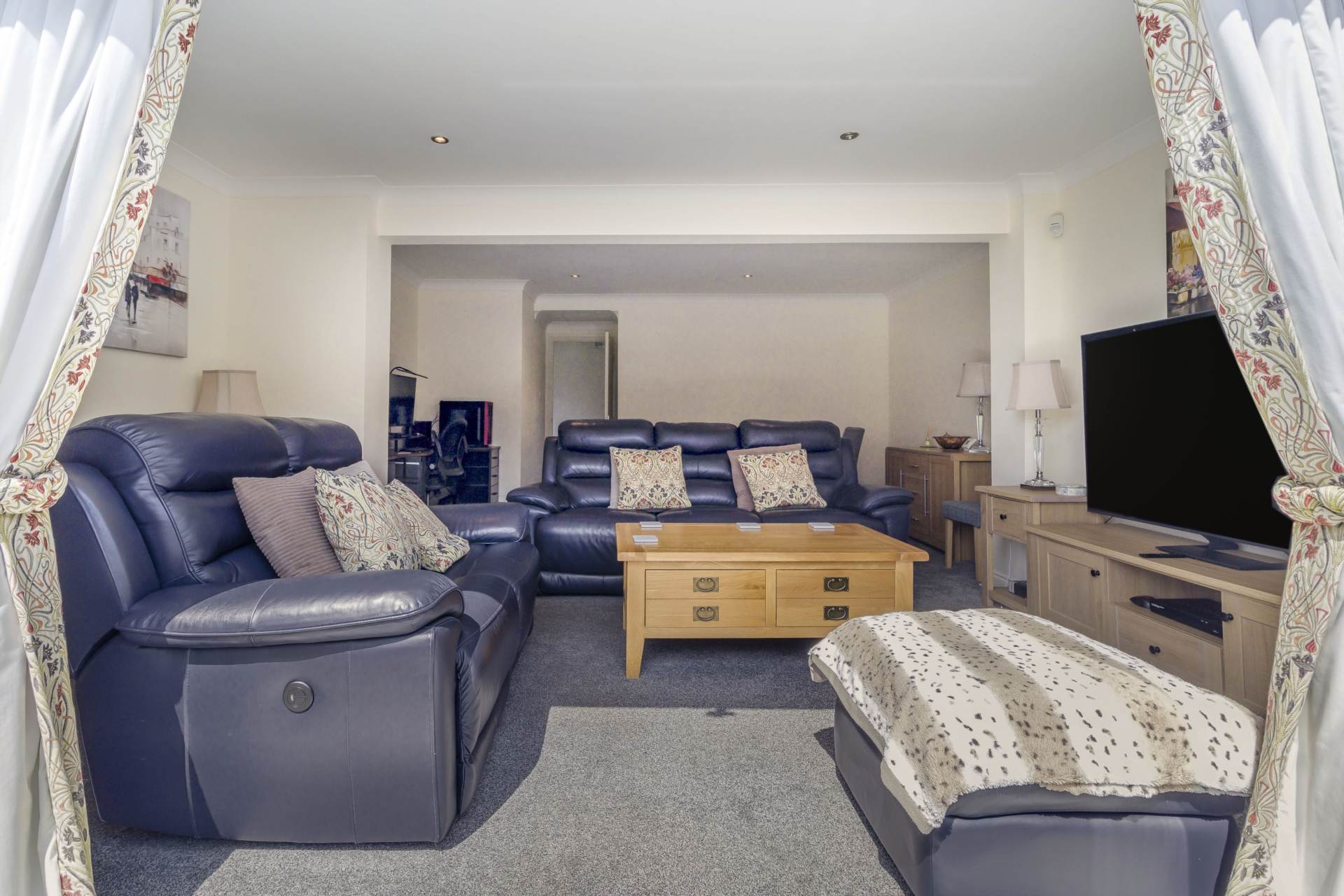 Additional Property Image 3 bedroom Semi Detached for sale in Wakefield 6