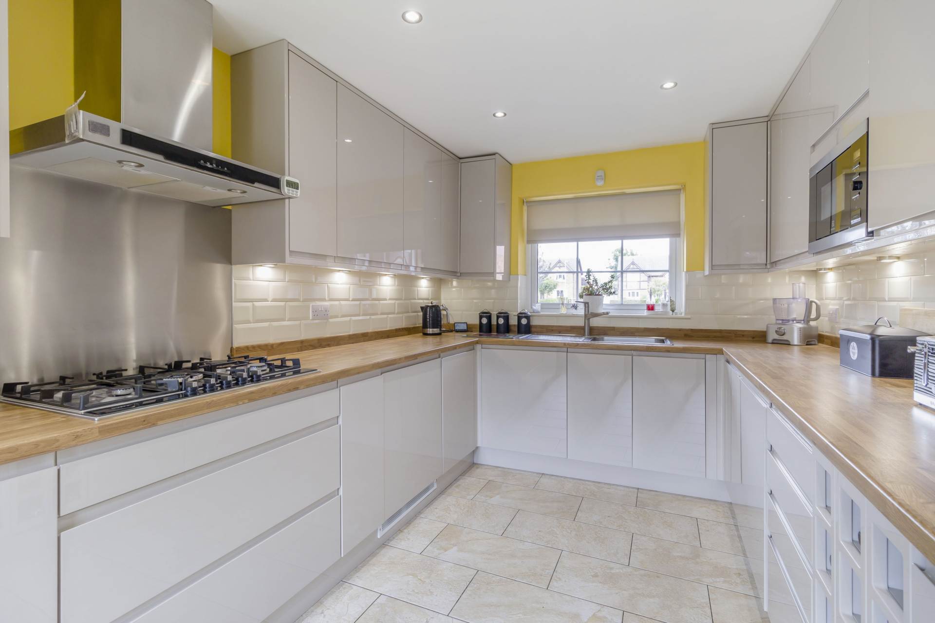 Additional Property Image 3 bedroom Semi Detached for sale in Wakefield 8