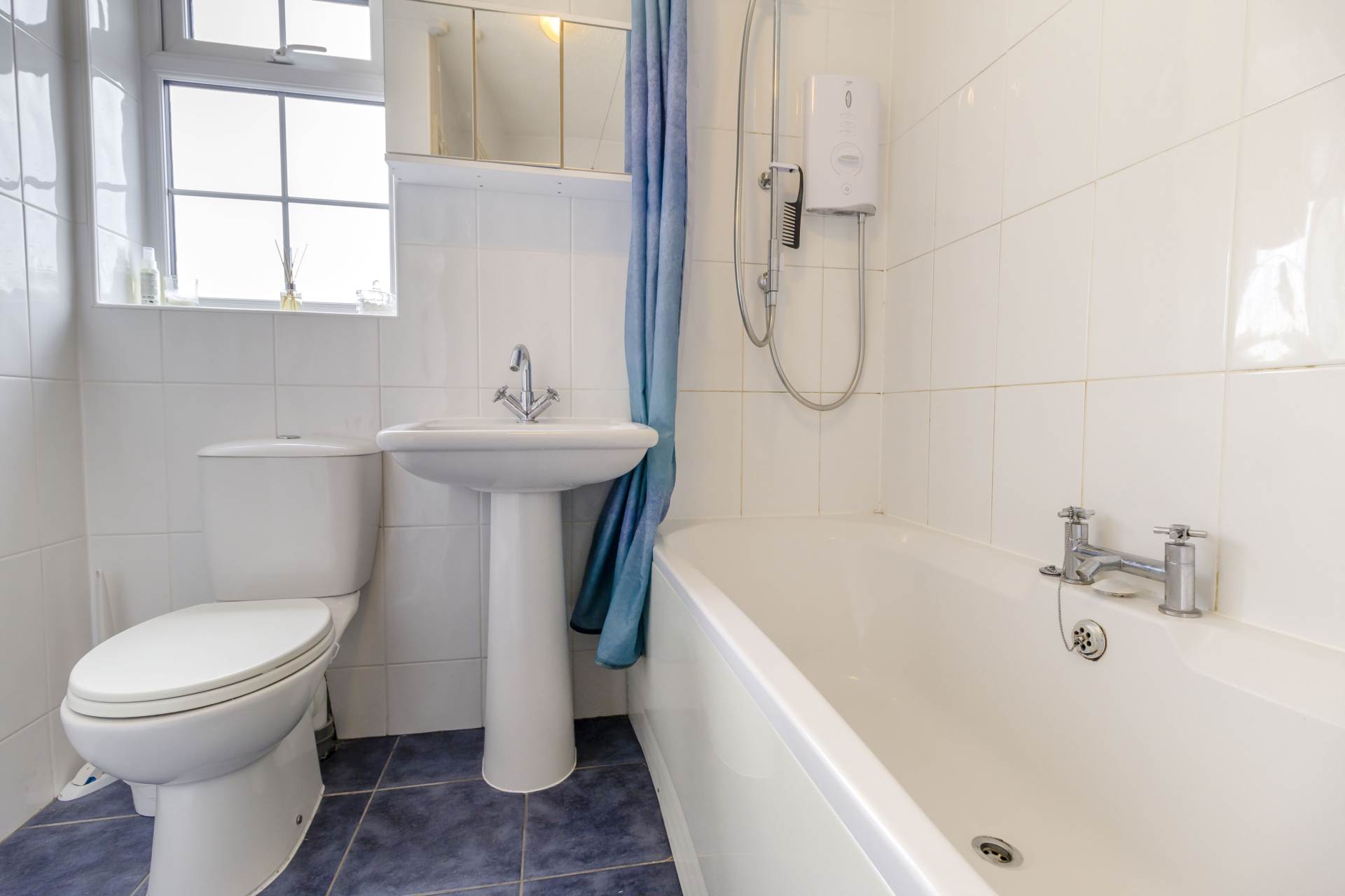 Additional Property Image 3 bedroom Semi Detached for sale in Wakefield 12