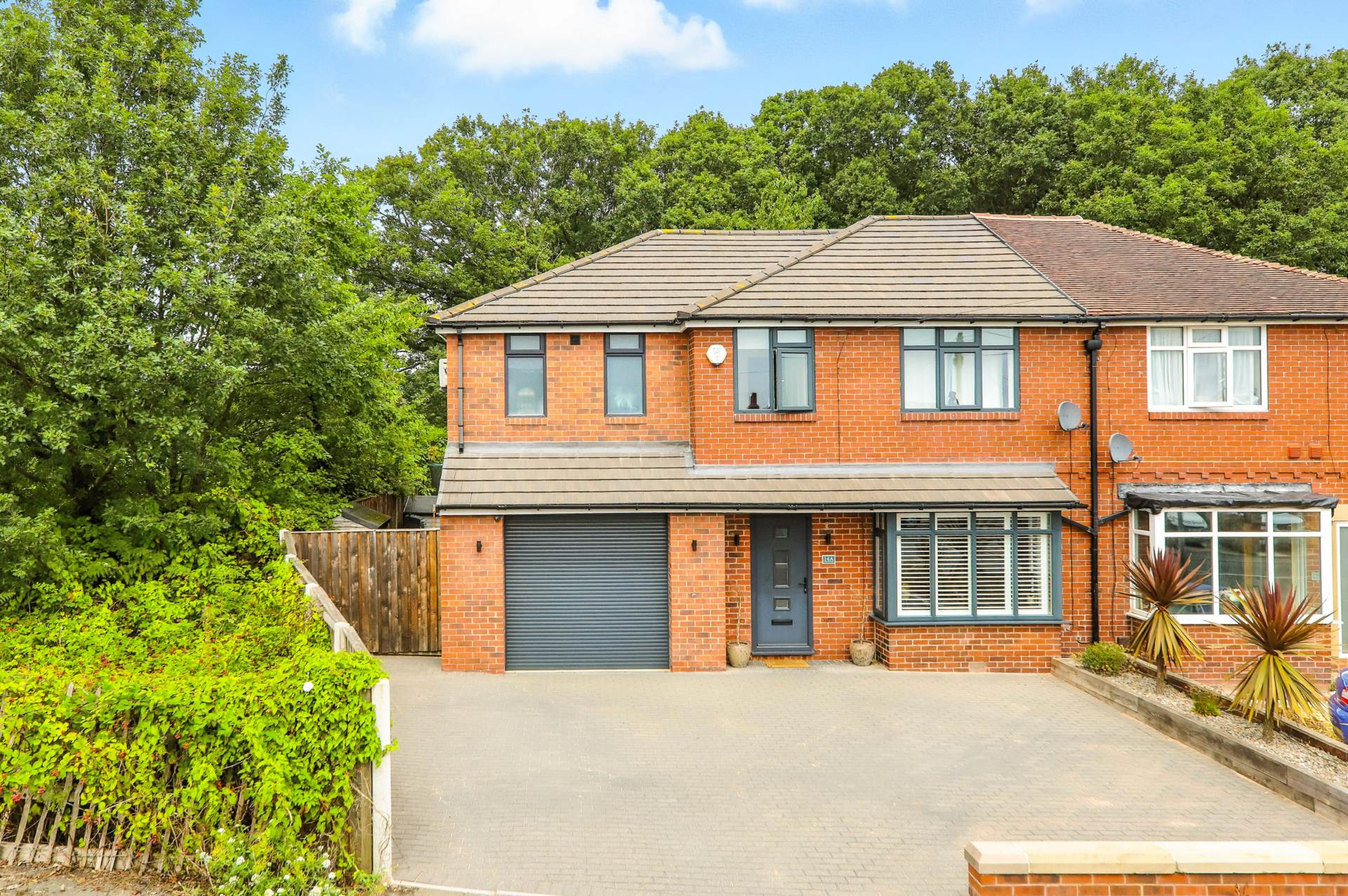 Additional Property Image 4 bedroom Semi Detached for sale in Dewsbury 2