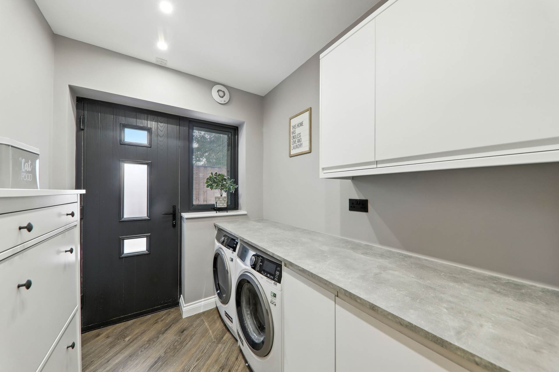 Additional Property Image 4 bedroom Semi Detached for sale in Dewsbury 12