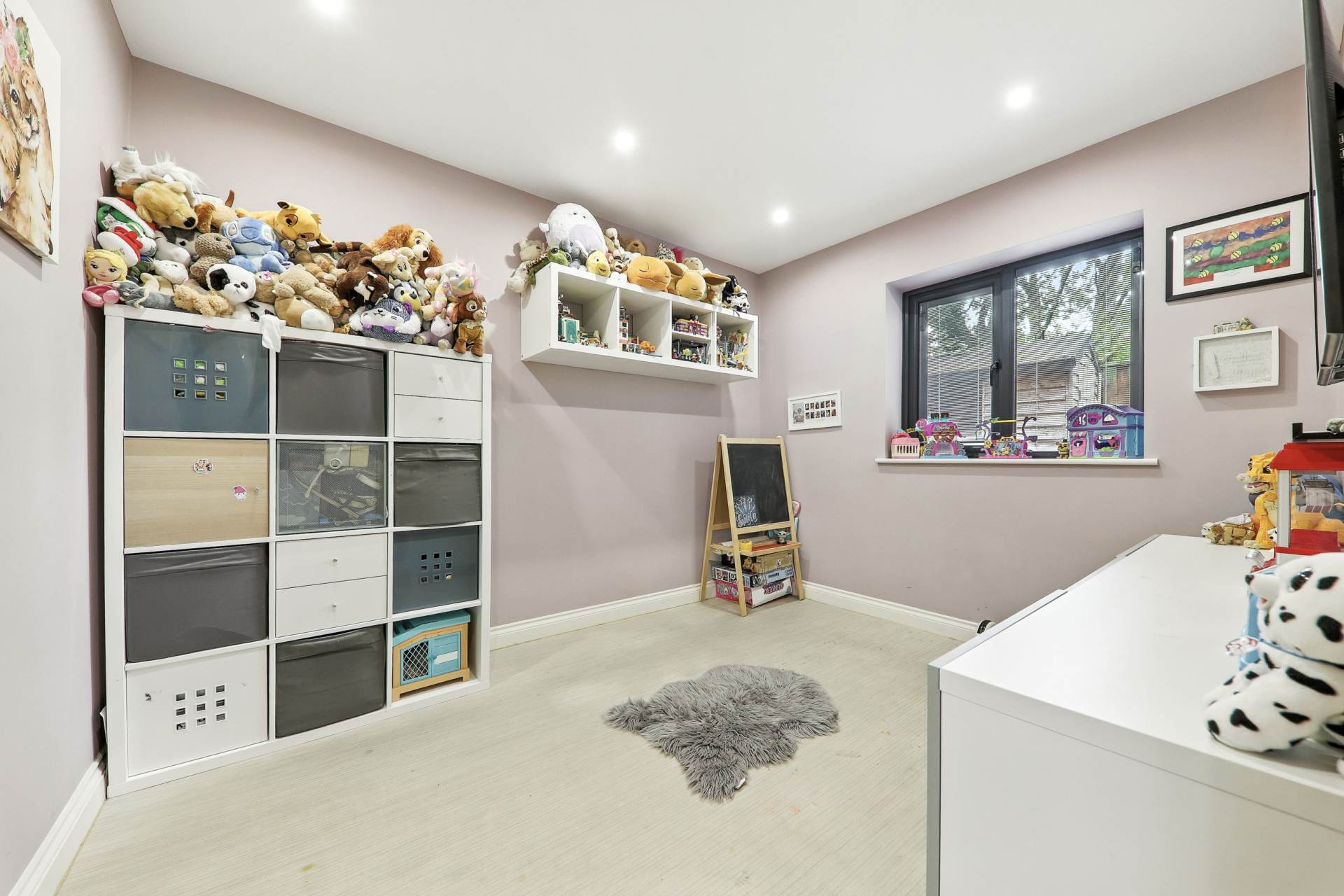 Additional Property Image 4 bedroom Semi Detached for sale in Dewsbury 13