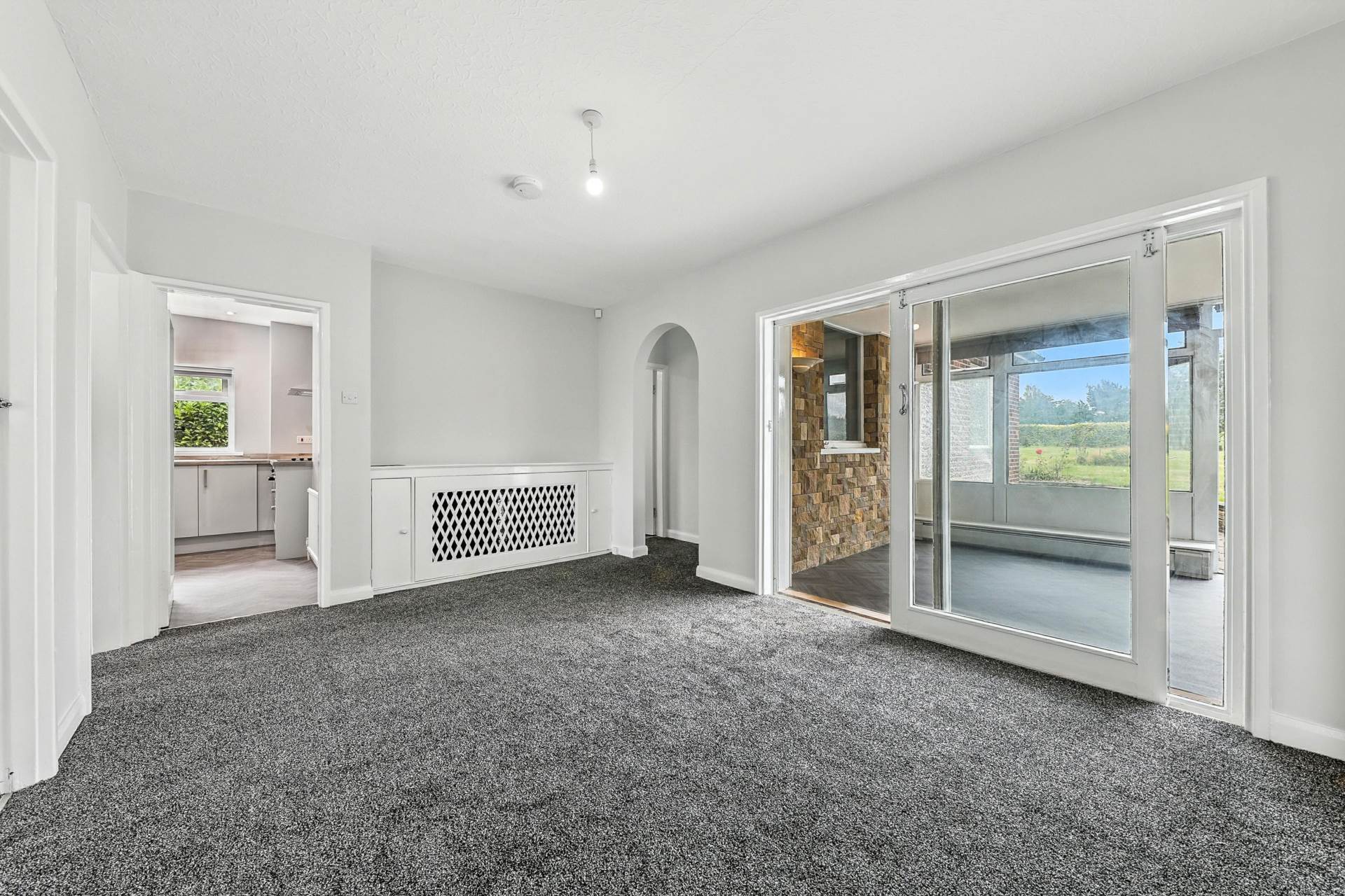 Additional Property Image 3 bedroom Detached Bungalow to rent in Leeds 9