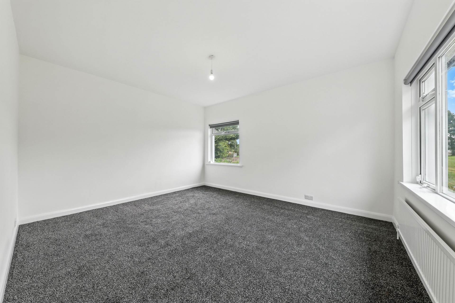 Additional Property Image 3 bedroom Detached Bungalow to rent in Leeds 16