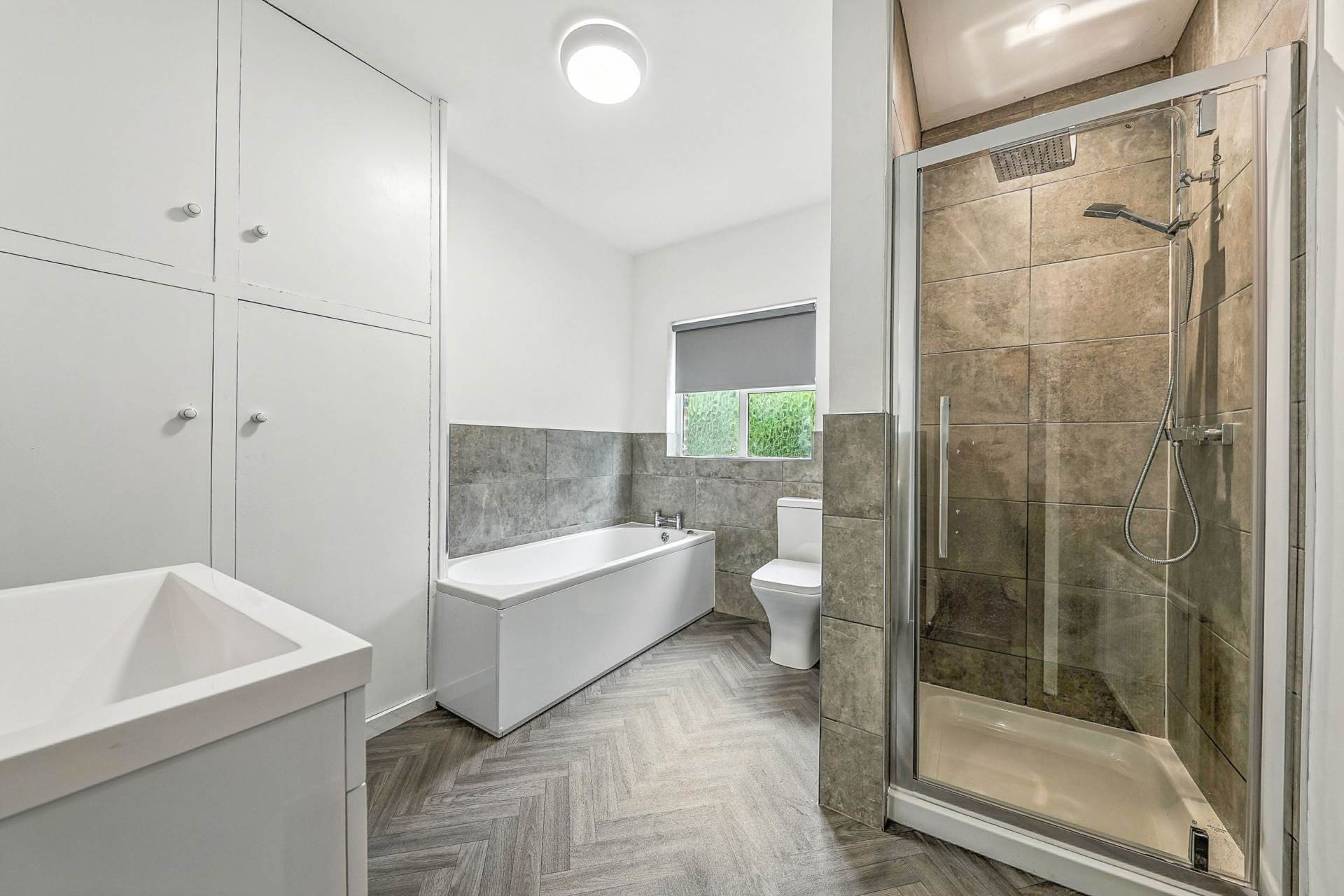 Additional Property Image 3 bedroom Detached Bungalow to rent in Leeds 20