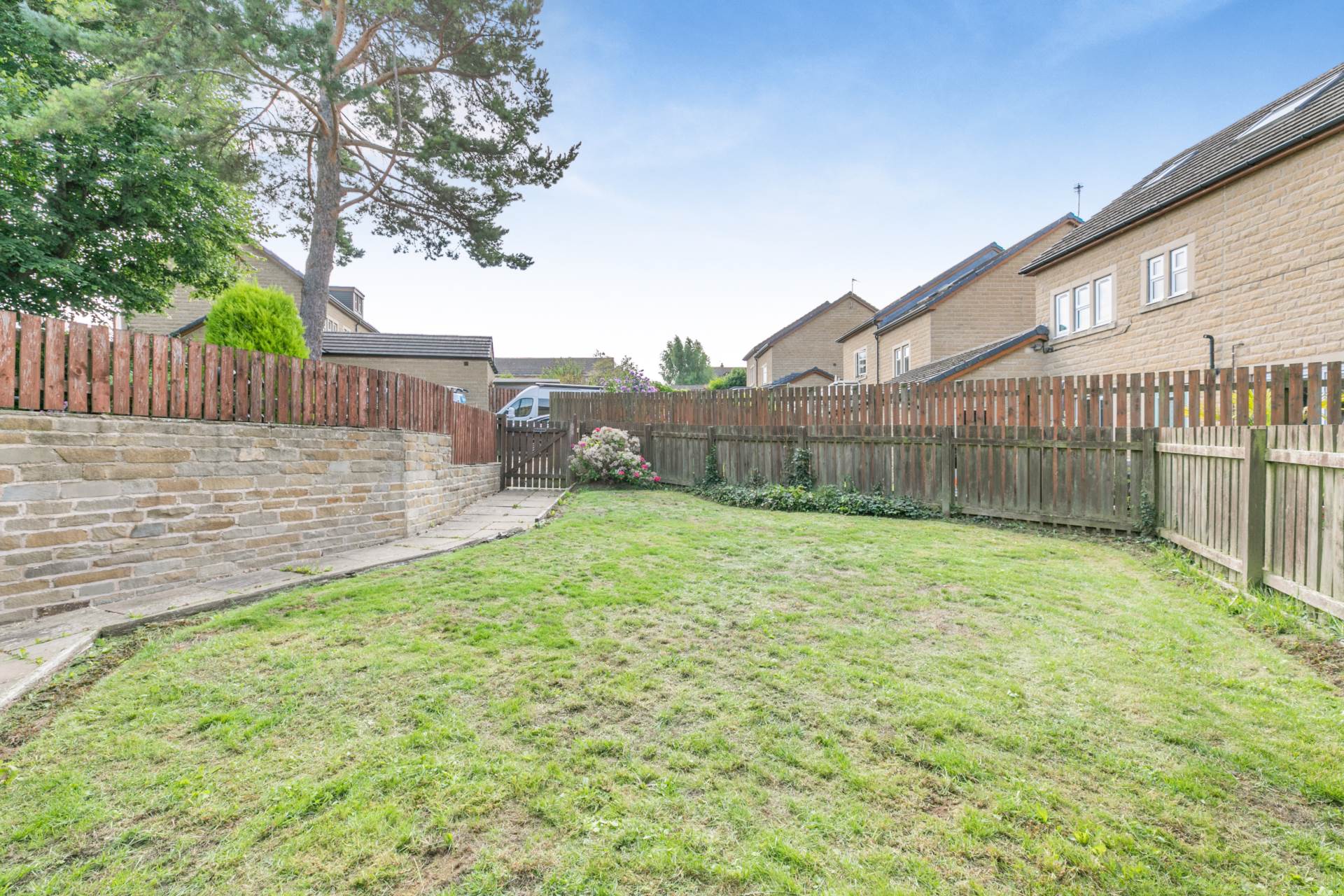Additional Property Image 2 bedroom Terraced to rent in Pudsey 13