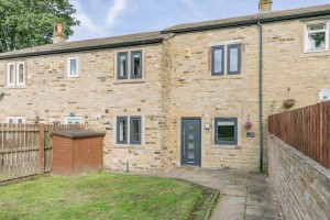 2 bedroom Terraced to rent in Pudsey