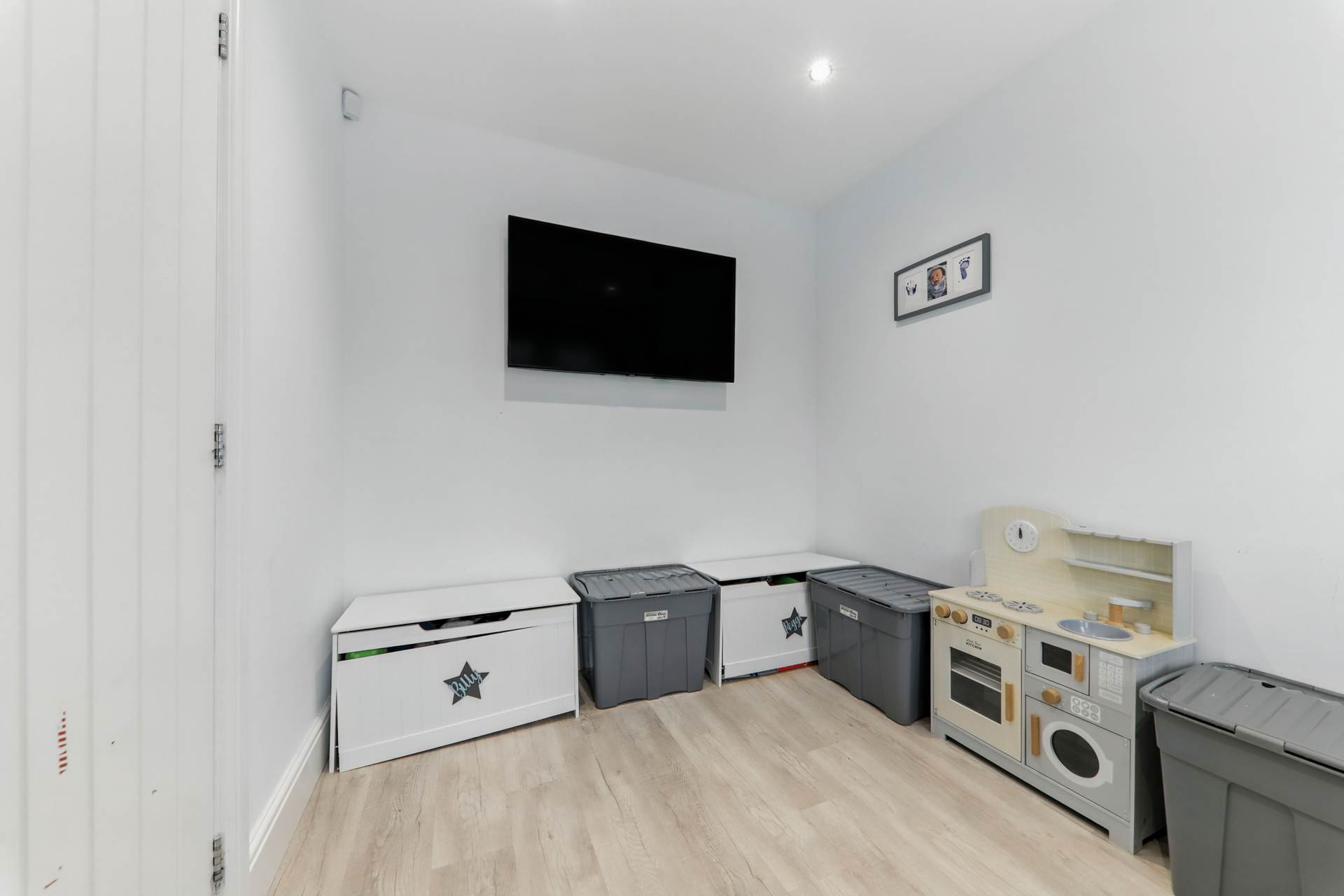 Additional Property Image 4 bedroom Detached for sale in Wakefield 6