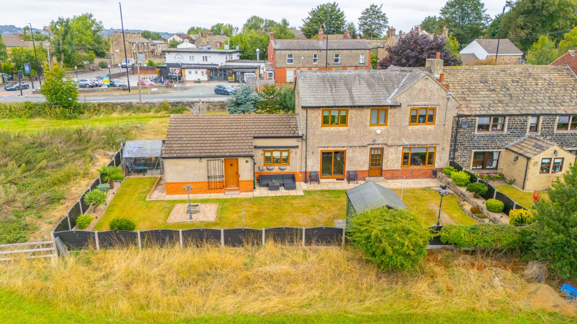 Additional Property Image 4 bedroom End of Terrace for sale in Leeds 16