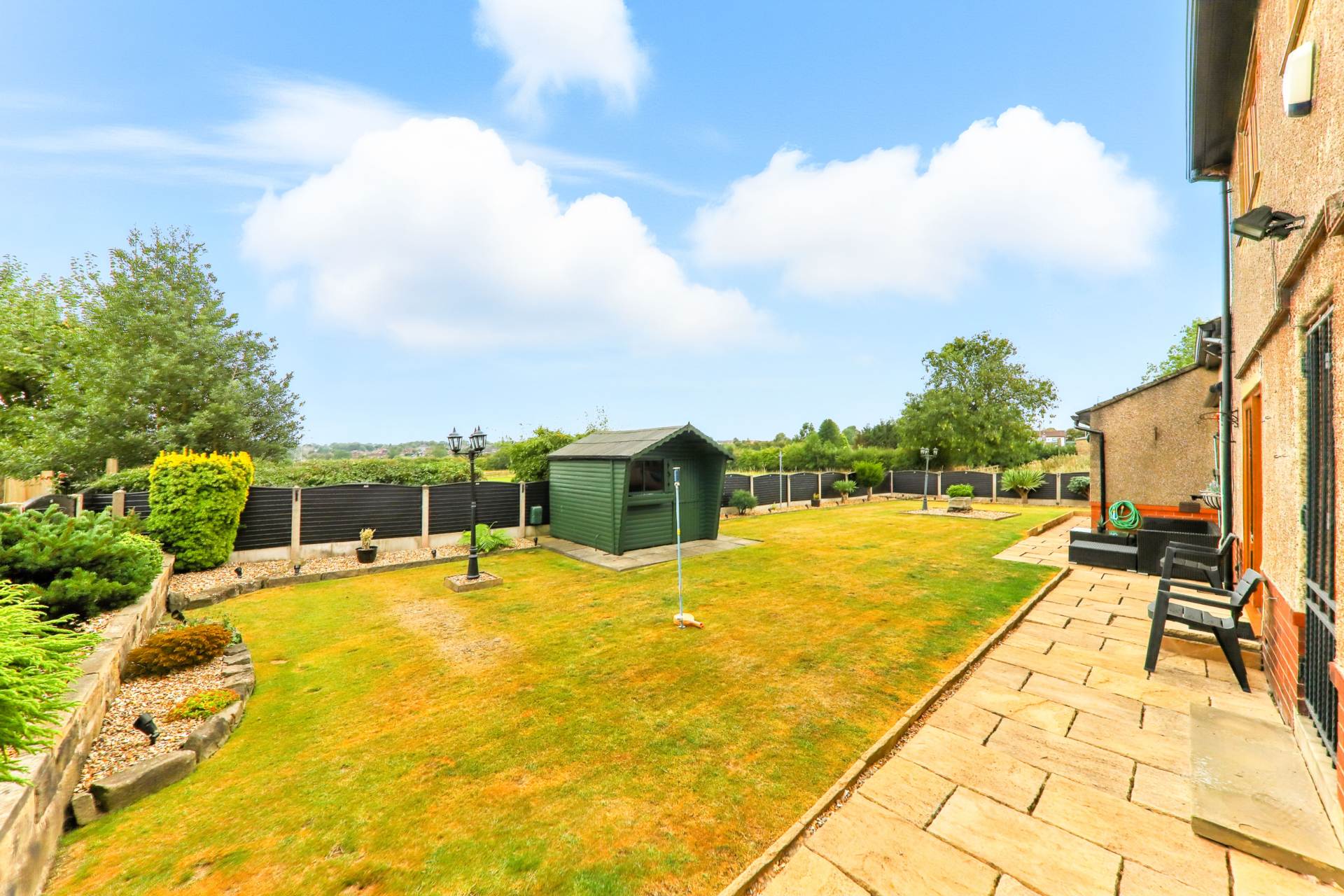 Additional Property Image 4 bedroom End of Terrace for sale in Leeds 19