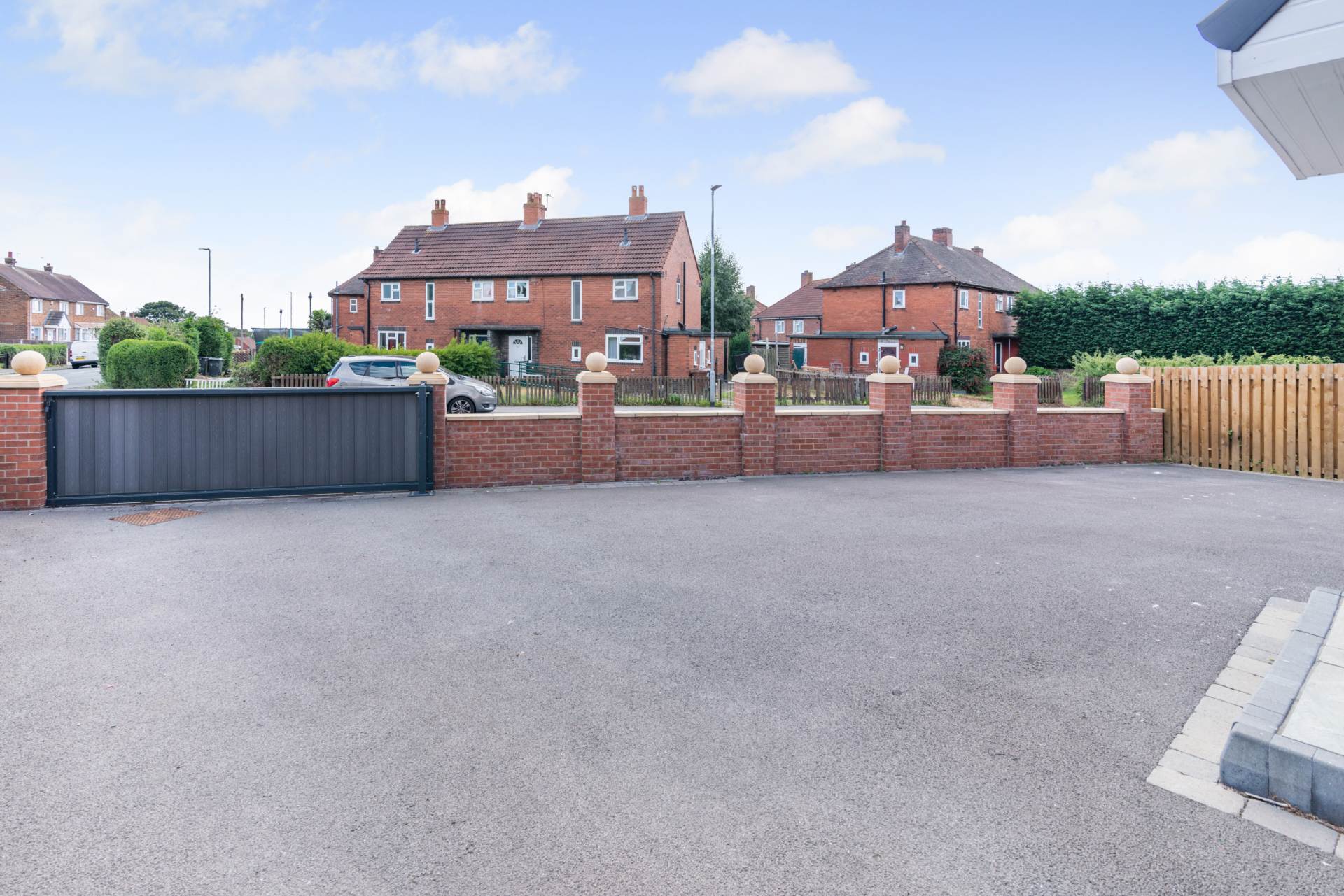 Additional Property Image 4 bedroom Semi Detached for sale in Wakefield 14