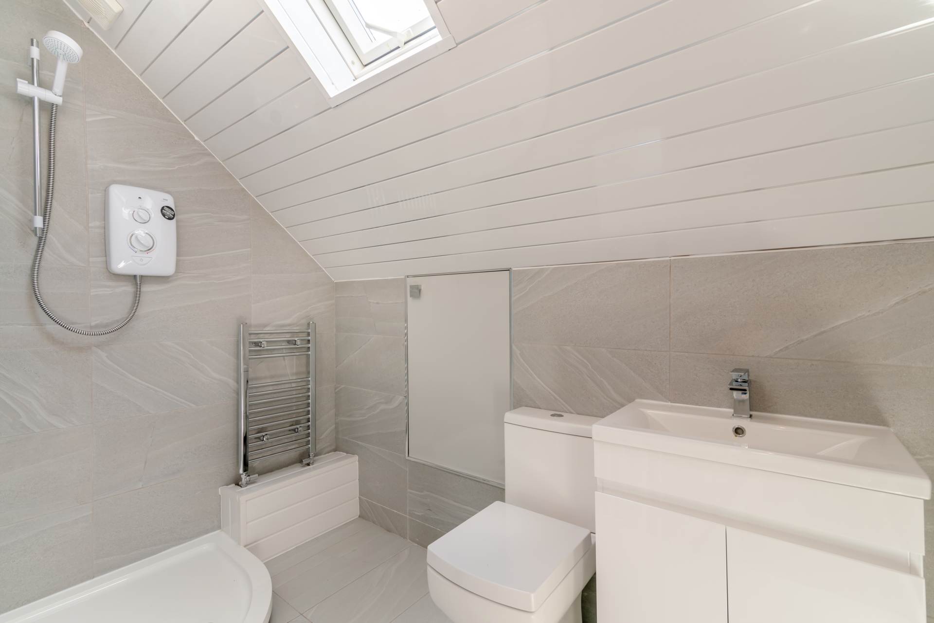 Additional Property Image 4 bedroom Semi Detached for sale in Wakefield 4