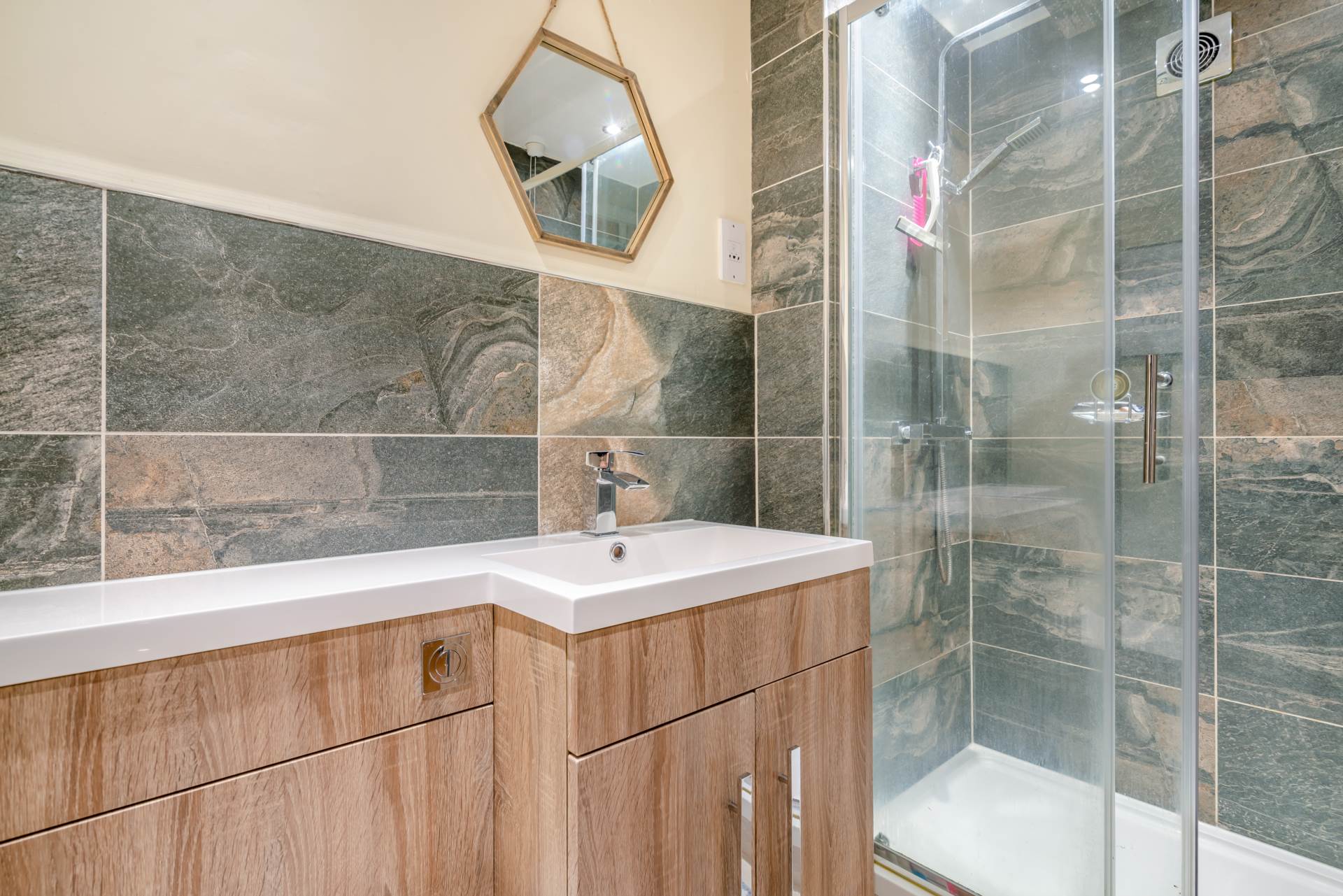Additional Property Image 2 bedroom Apartment to rent in Ossett 6